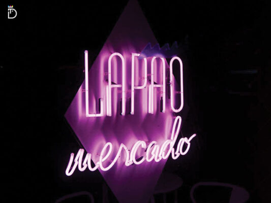 Casa Lapão reclamo em Néon