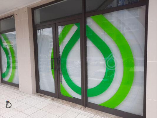 Tipos de Vinil 2 Jerónimo & Teixeira exterior vinil recorte verde e fosco