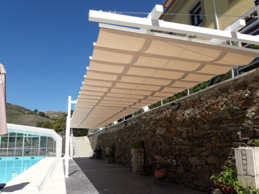 Estrutura tipo pérgola – Solar da Veiga
