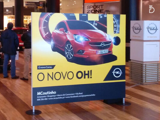 Painéis expositivos da Opel – MCoutinho