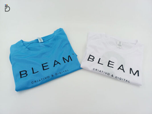 T-shirt técnica personalizada para a Bleam
