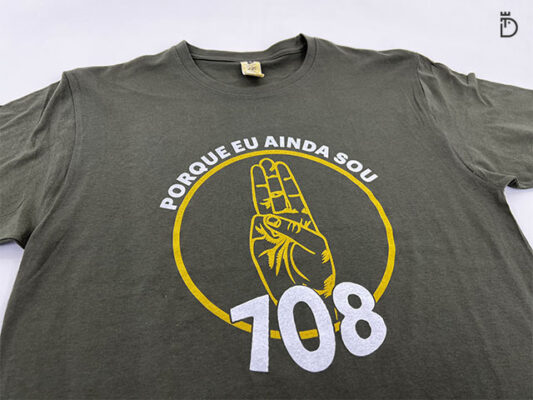 T-shirt personalizada com serigrafia a duas cores