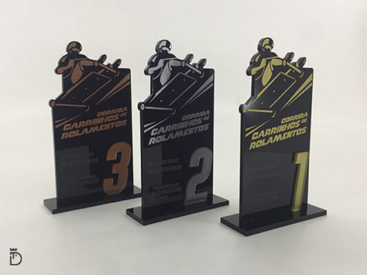 Troféu oficial da Corrida de Carrinhos de Rolamentos – Arroios 2023